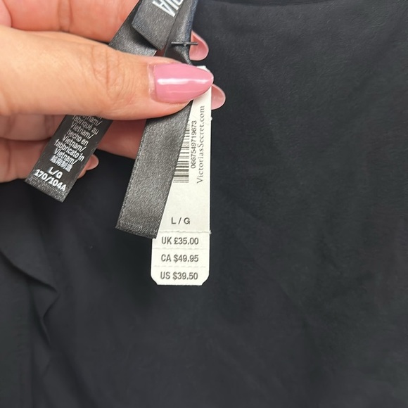 Victoria’s Secret sport workout top / sports bra - Picture 2 of 3